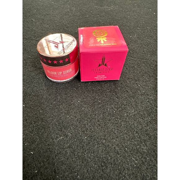 Jeffree Star Velour Lip Scrub - Blue Raspberry Sucker - Picture 2 of 2